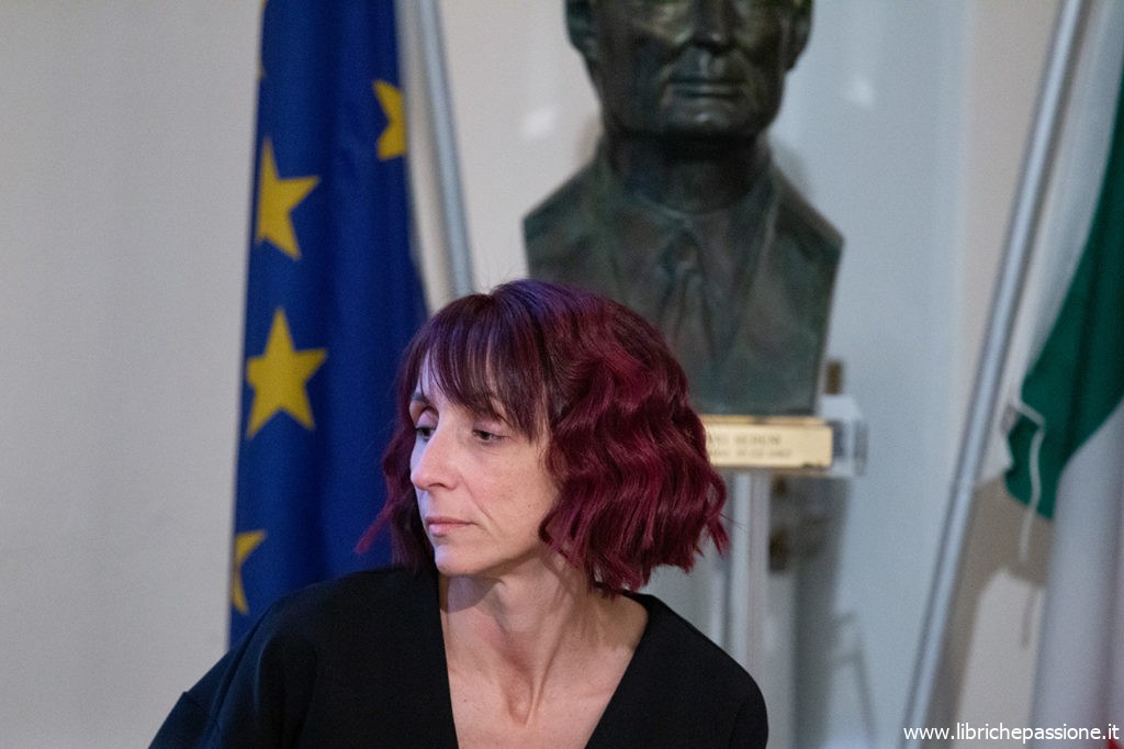 Reportage dell’incontro con l’autrice Paola Turroni presso il Liceo Scientifico Statale Vittorio Sereni